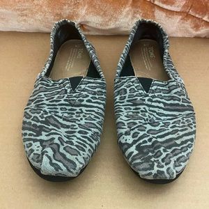 Animal Print TOMS